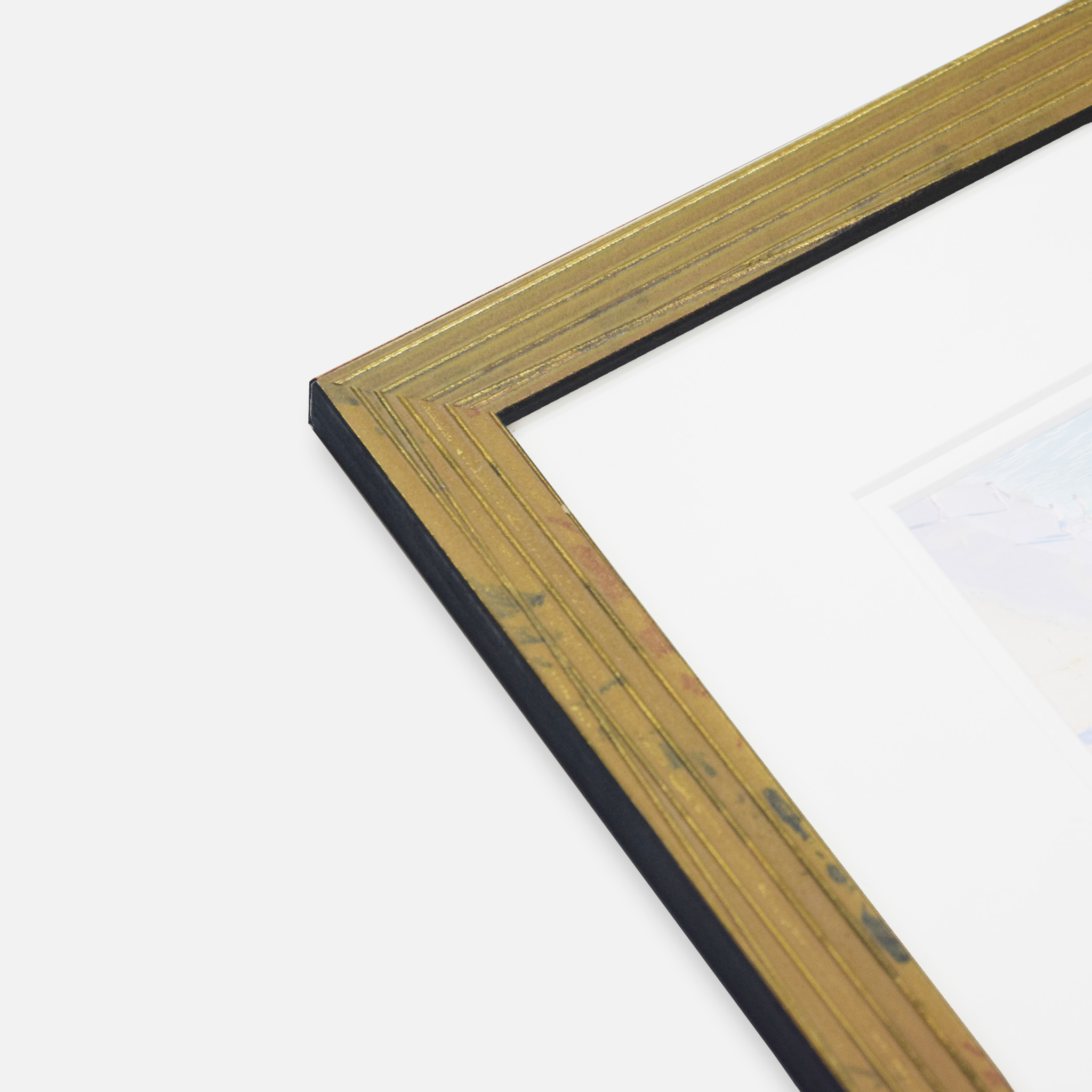 Orient interchangeable frames